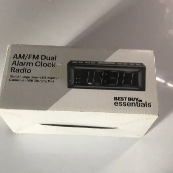 Best Buy Essentials Black Alarm Clock Radio - Picture 7 of 10